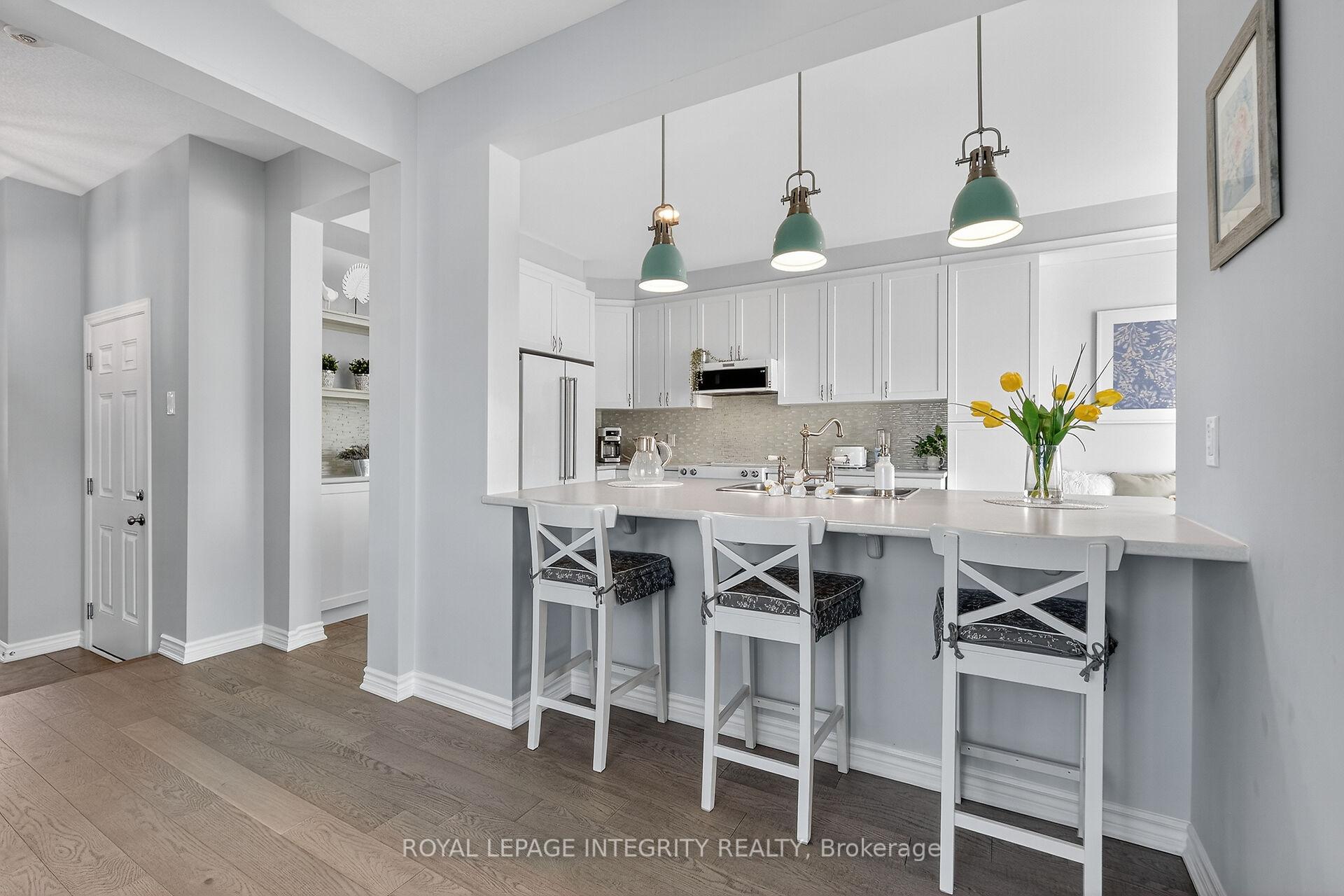 Photo 9 of 1112 Apolune Street, Ottawa, Barrhaven - Half Moon Bay — HOMEH