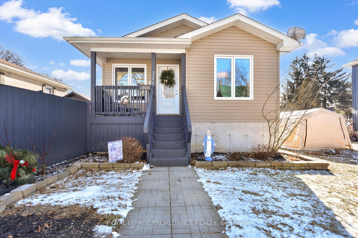 Photo 1 of 271 Sydenham Street, Gananoque — HOMEH