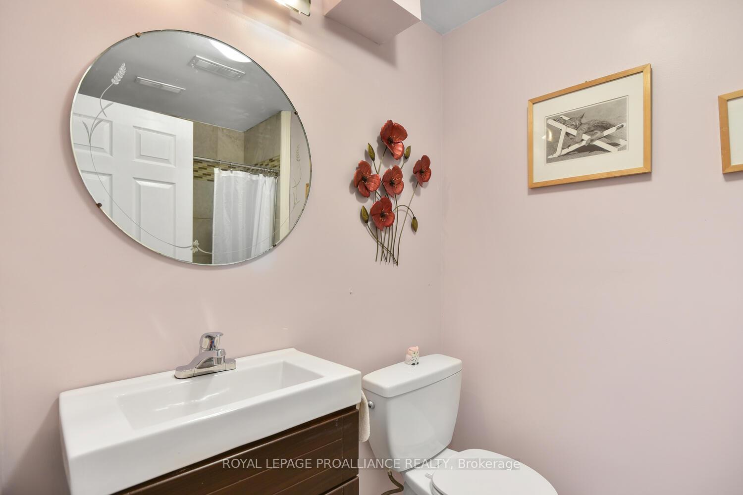 Photo 27 of 271 Sydenham Street, Gananoque — HOMEH