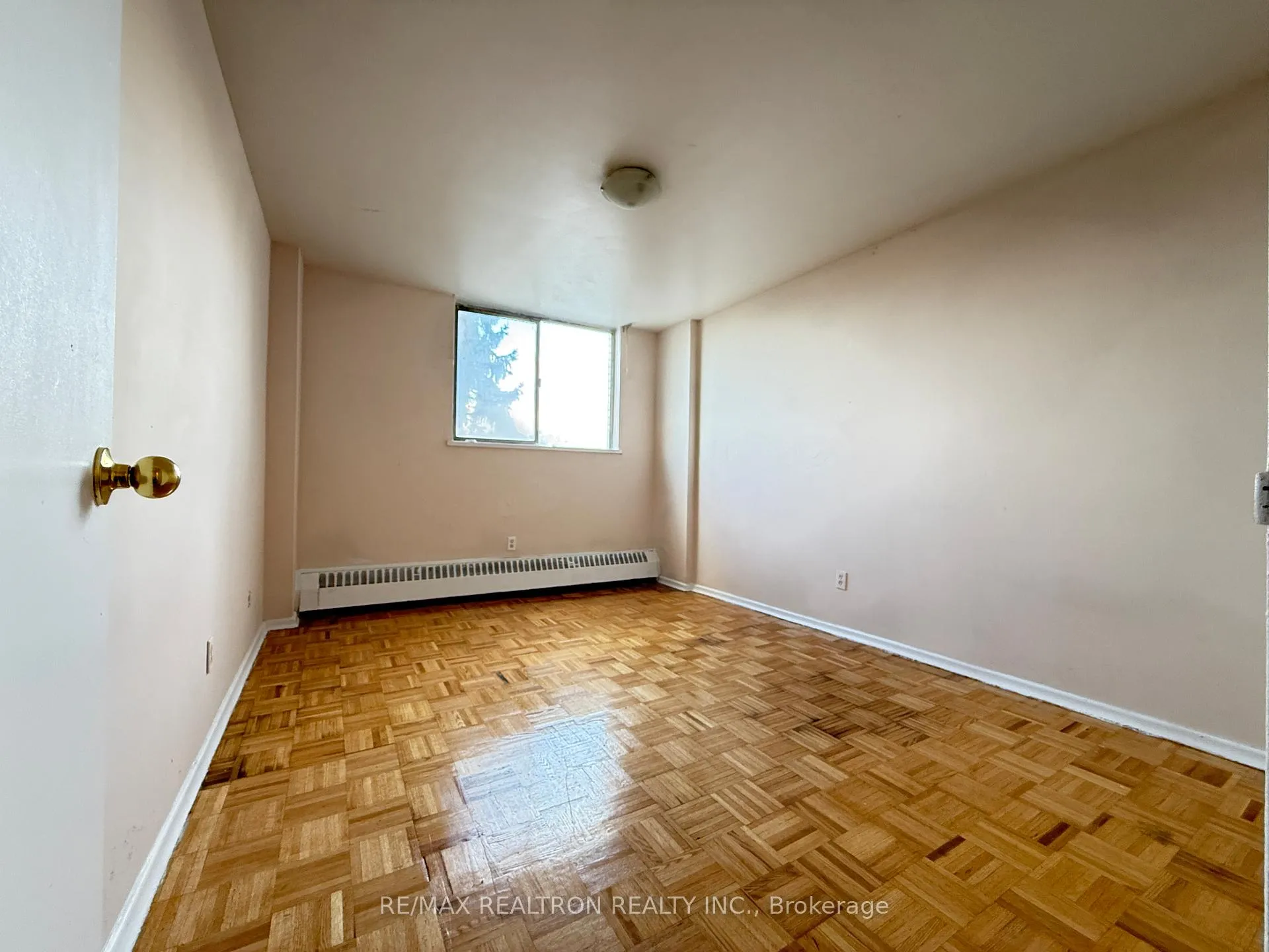 Photo 2 of Unit 604, 500 Dawes Road, Toronto, O'Connor-Parkview — HOMEH