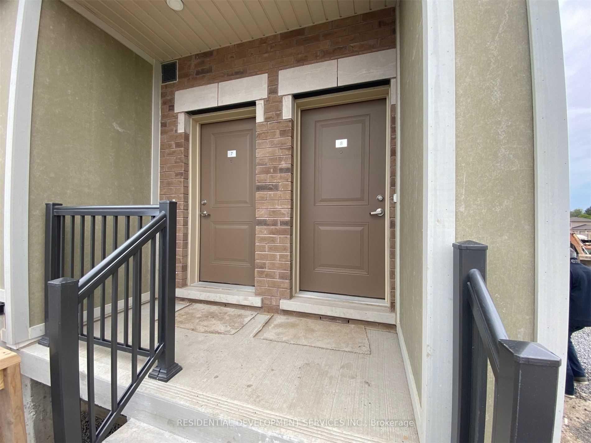 Photo 1 of Unit 8, 465 Beresford Path, Oshawa, Central — HOMEH