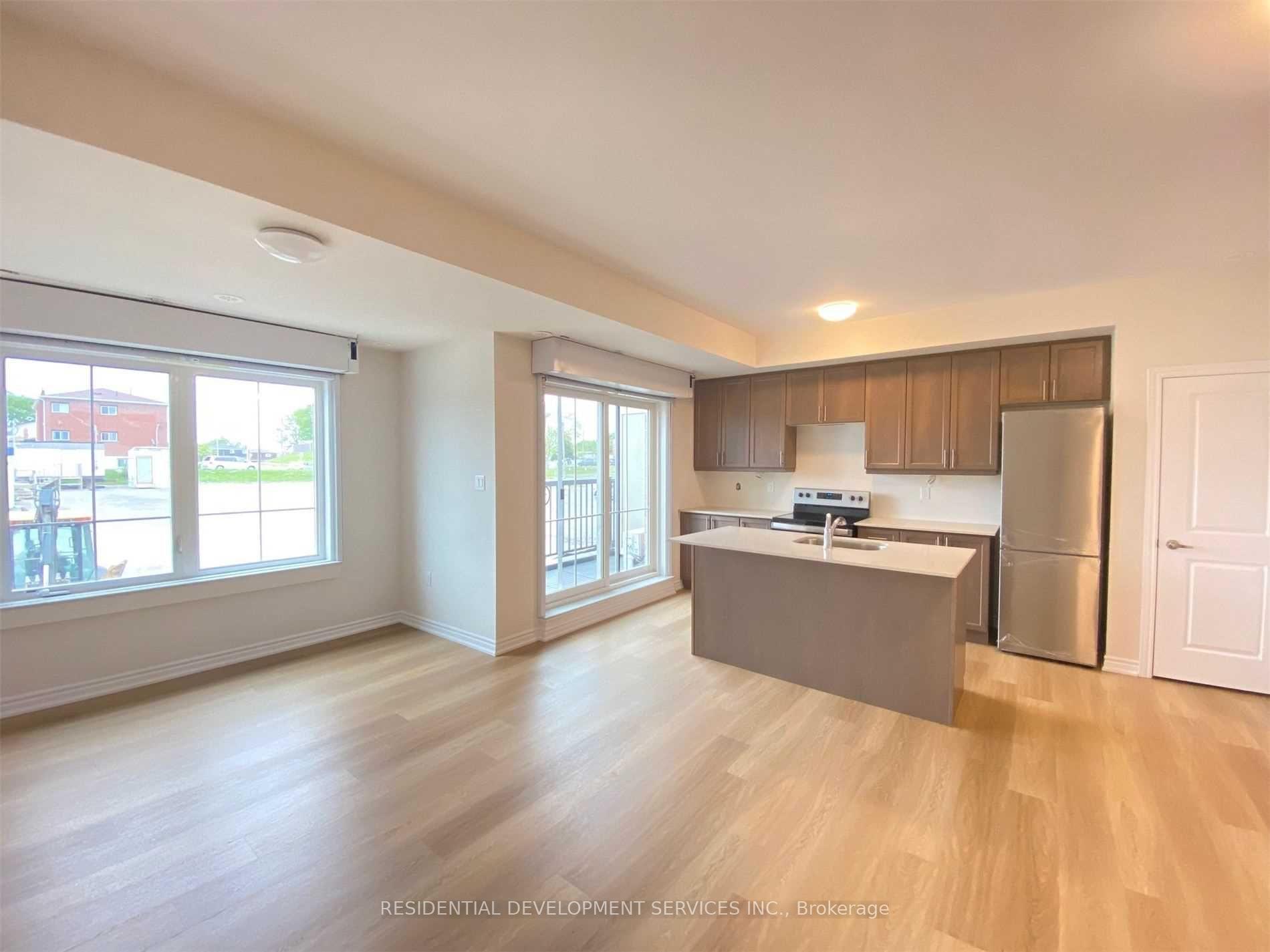 Photo 5 of Unit 8, 465 Beresford Path, Oshawa, Central — HOMEH