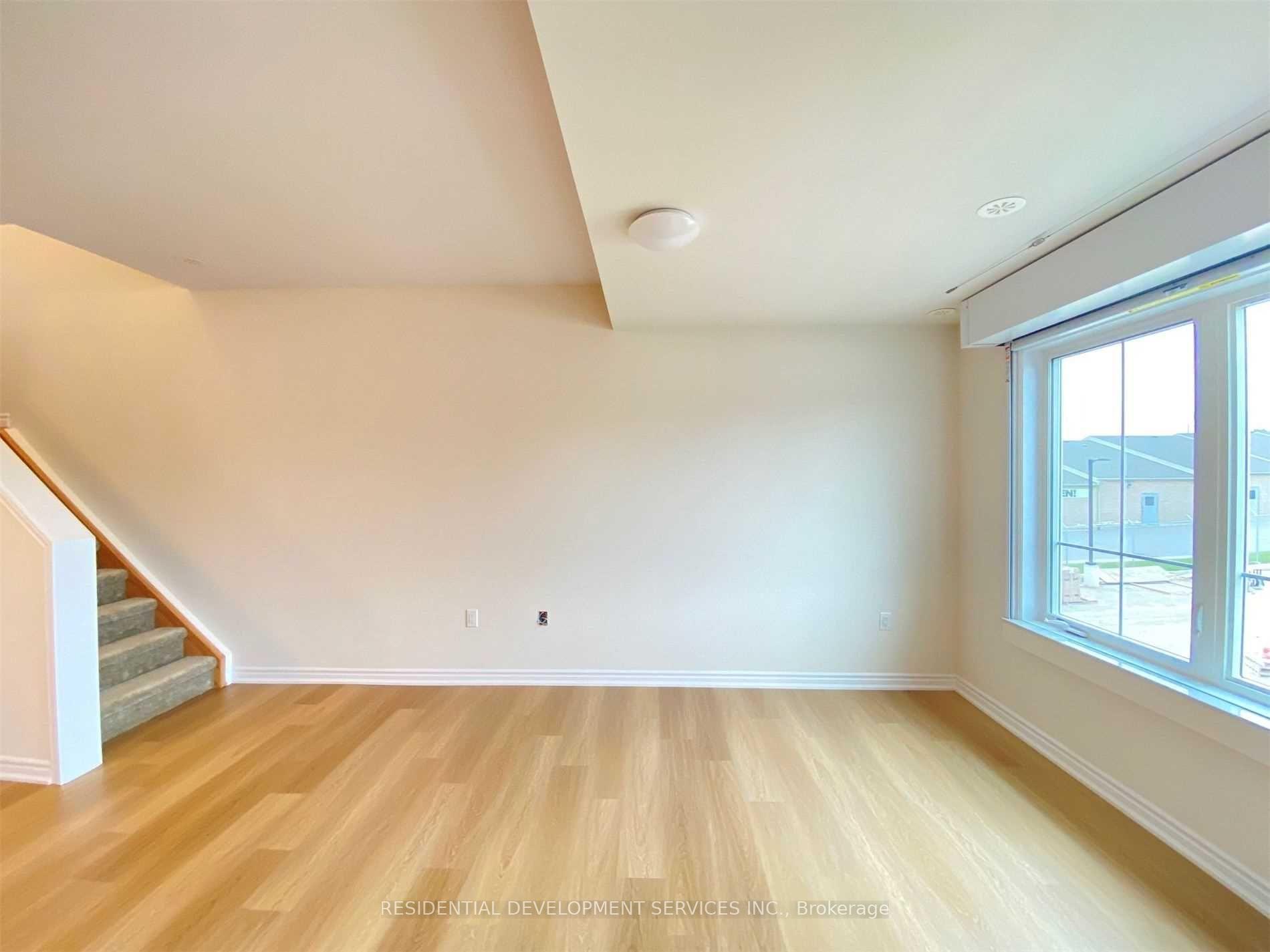 Photo 6 of Unit 8, 465 Beresford Path, Oshawa, Central — HOMEH