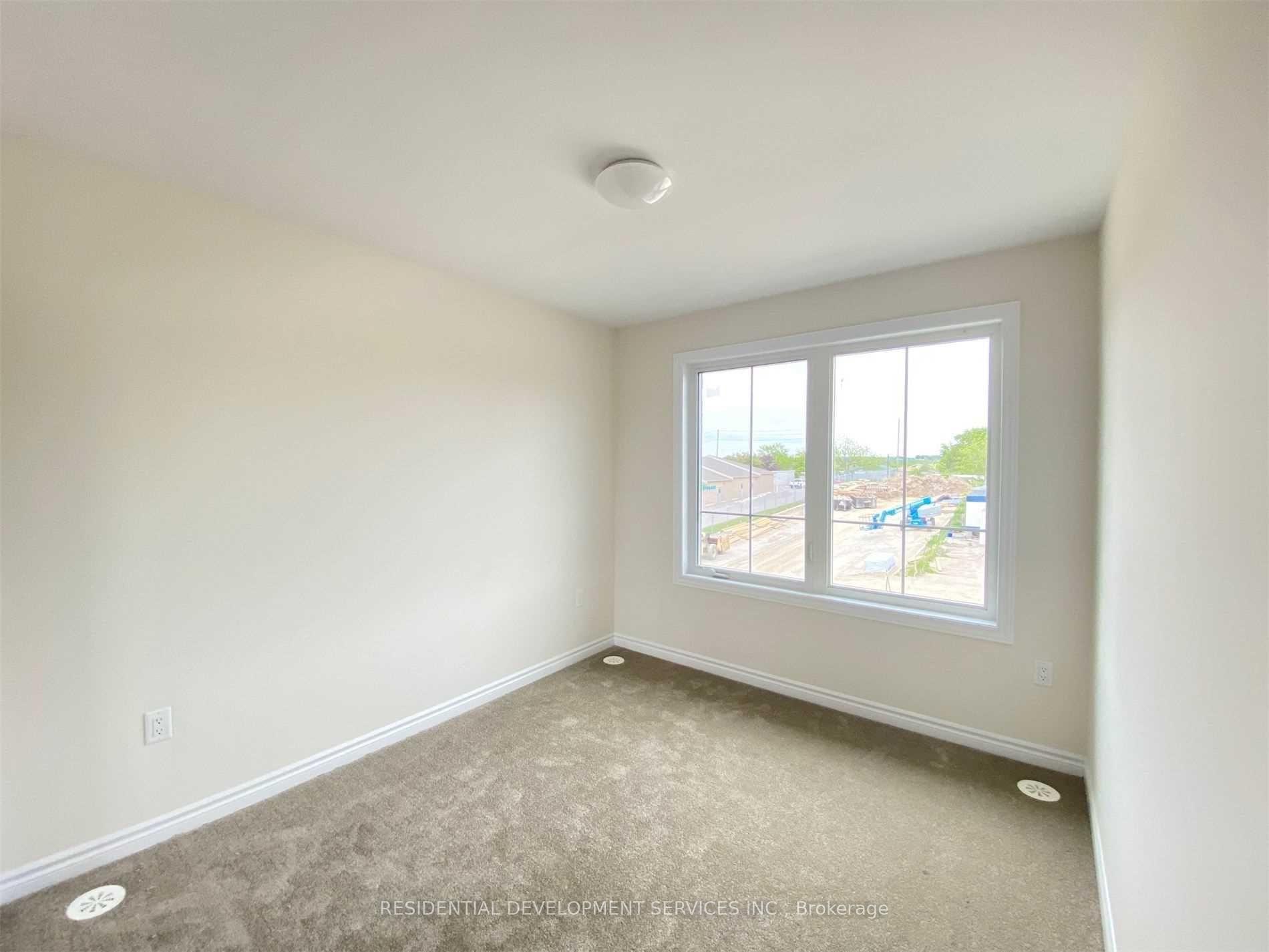 Photo 11 of Unit 8, 465 Beresford Path, Oshawa, Central — HOMEH