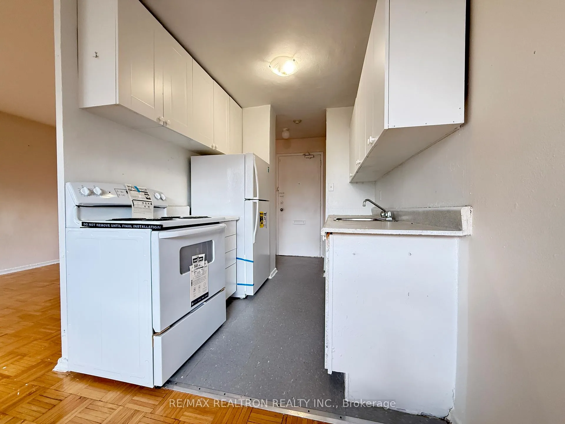 Photo 4 of Unit 418, 500 Dawes Road, Toronto, O'Connor-Parkview — HOMEH