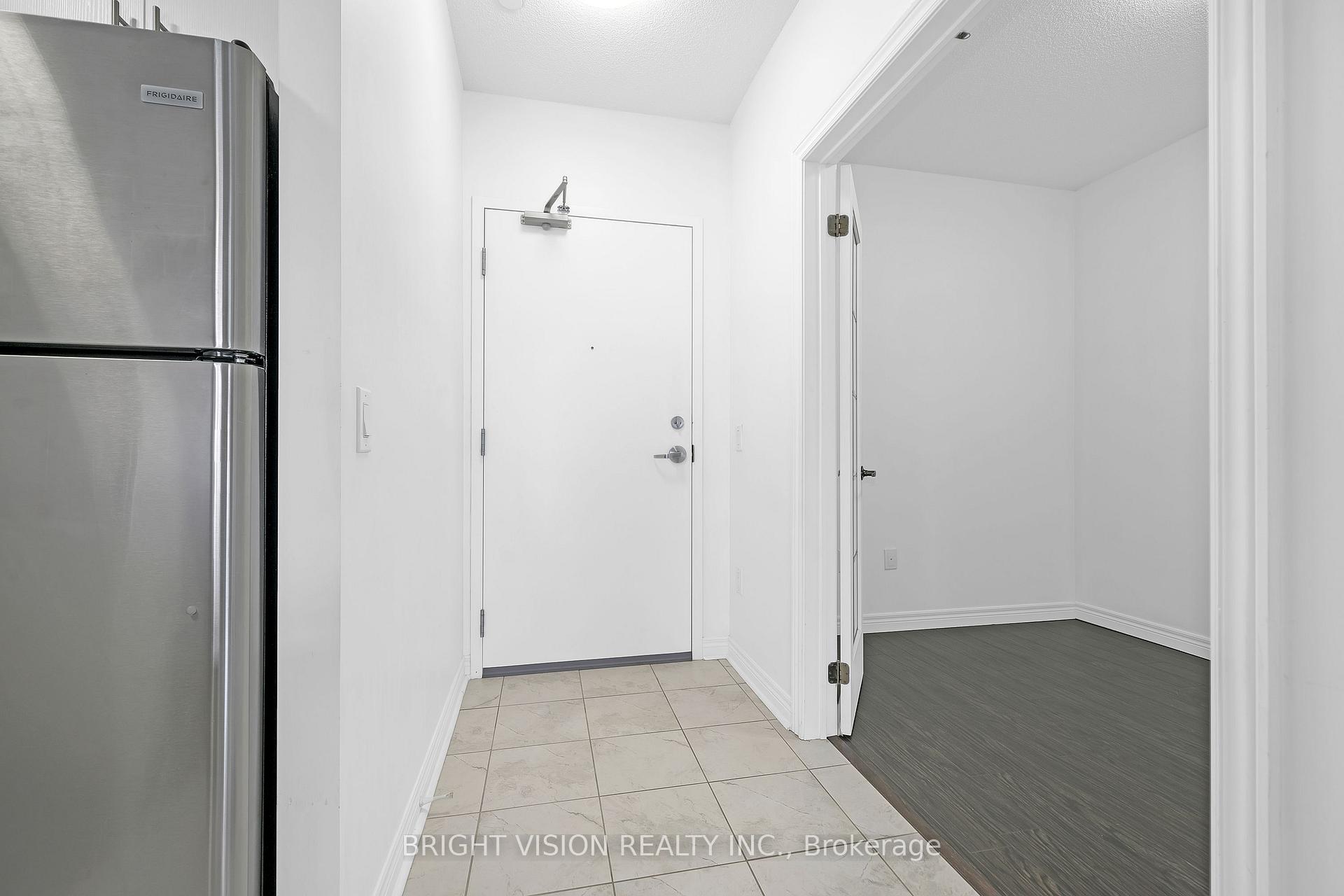 Photo 5 of Unit 223, 39 New Delhi Drive, Markham, Cedarwood — HOMEH