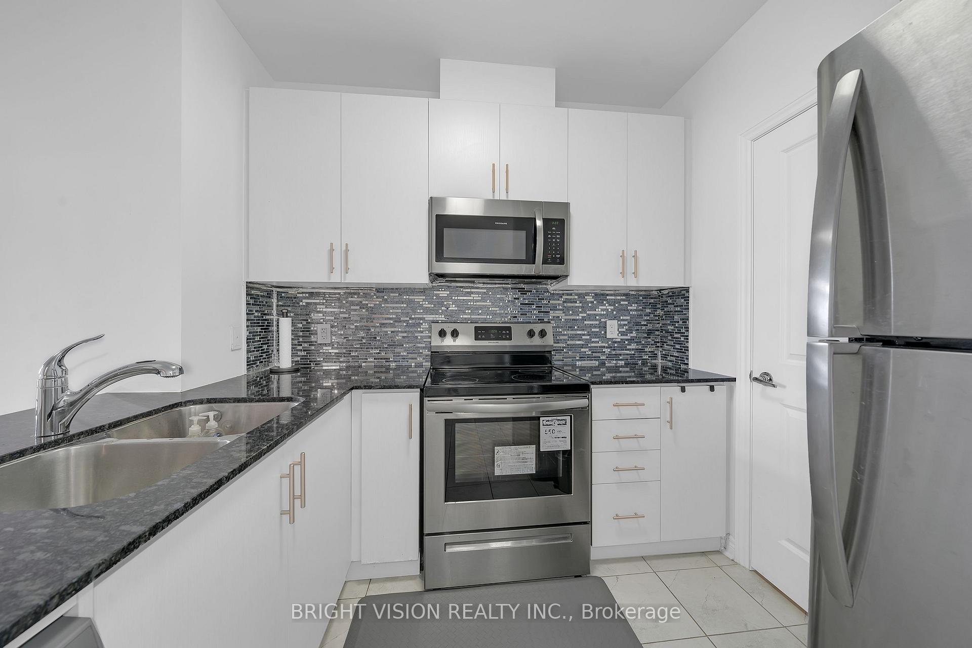 Photo 8 of Unit 223, 39 New Delhi Drive, Markham, Cedarwood — HOMEH