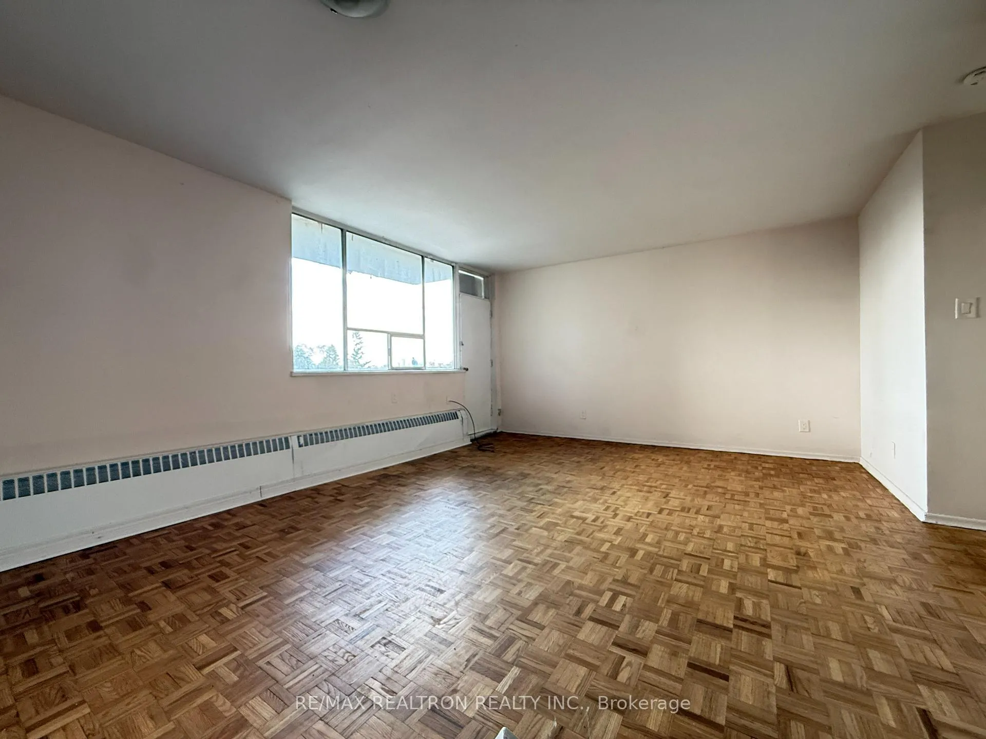 Photo 2 of Unit 610, 500 Dawes Road, Toronto, O'Connor-Parkview — HOMEH