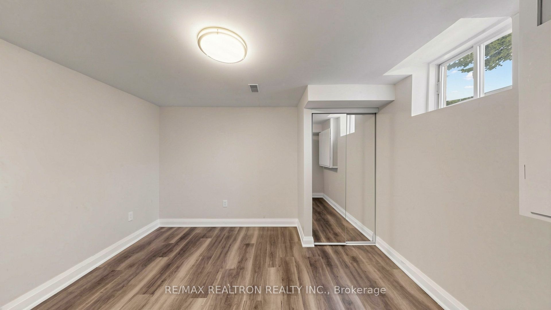 Photo 44 of 1 Barnstone Drive, Markham, Wismer — HOMEH