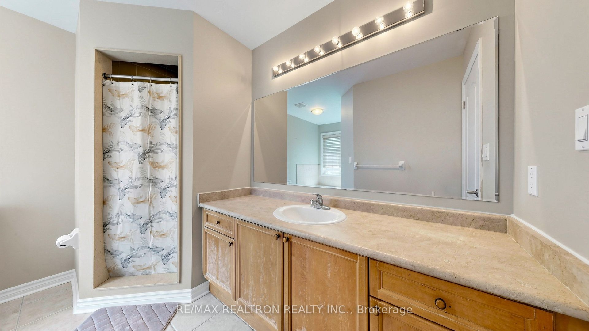 Photo 25 of 1 Barnstone Drive, Markham, Wismer — HOMEH