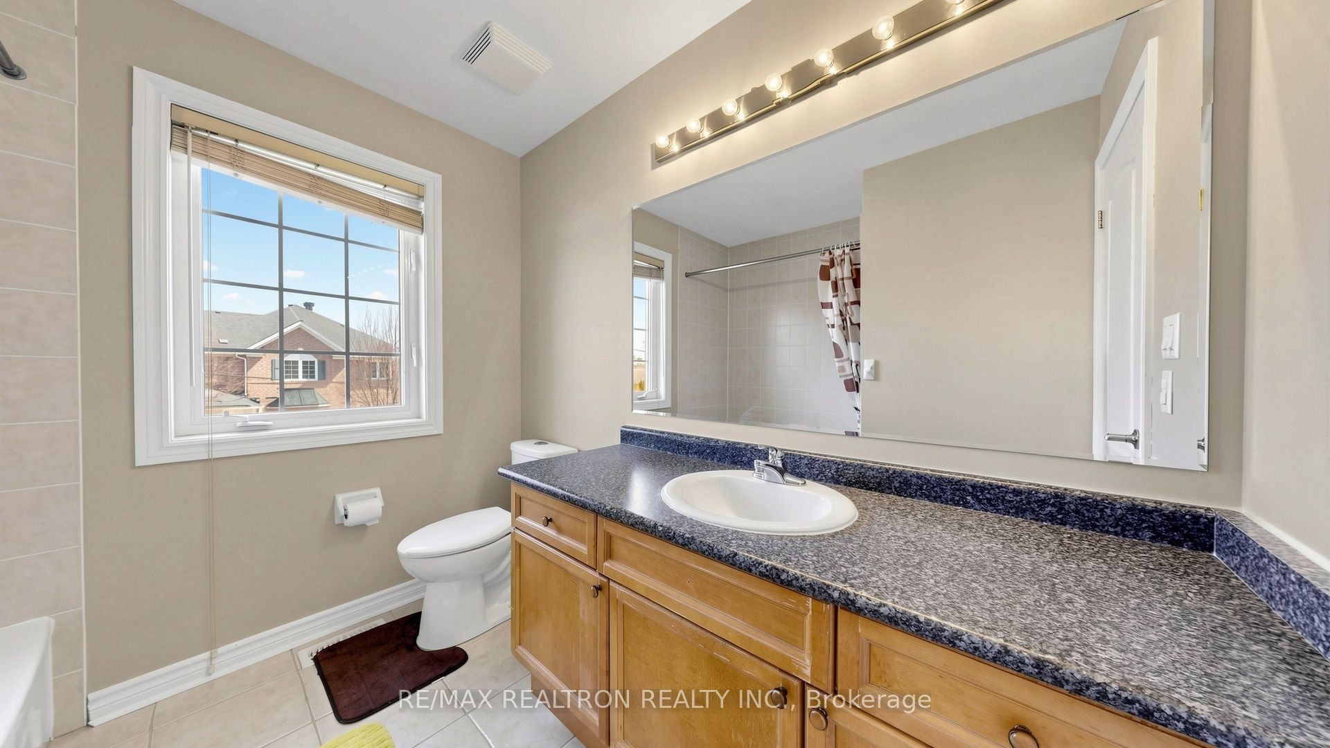 Photo 33 of 1 Barnstone Drive, Markham, Wismer — HOMEH