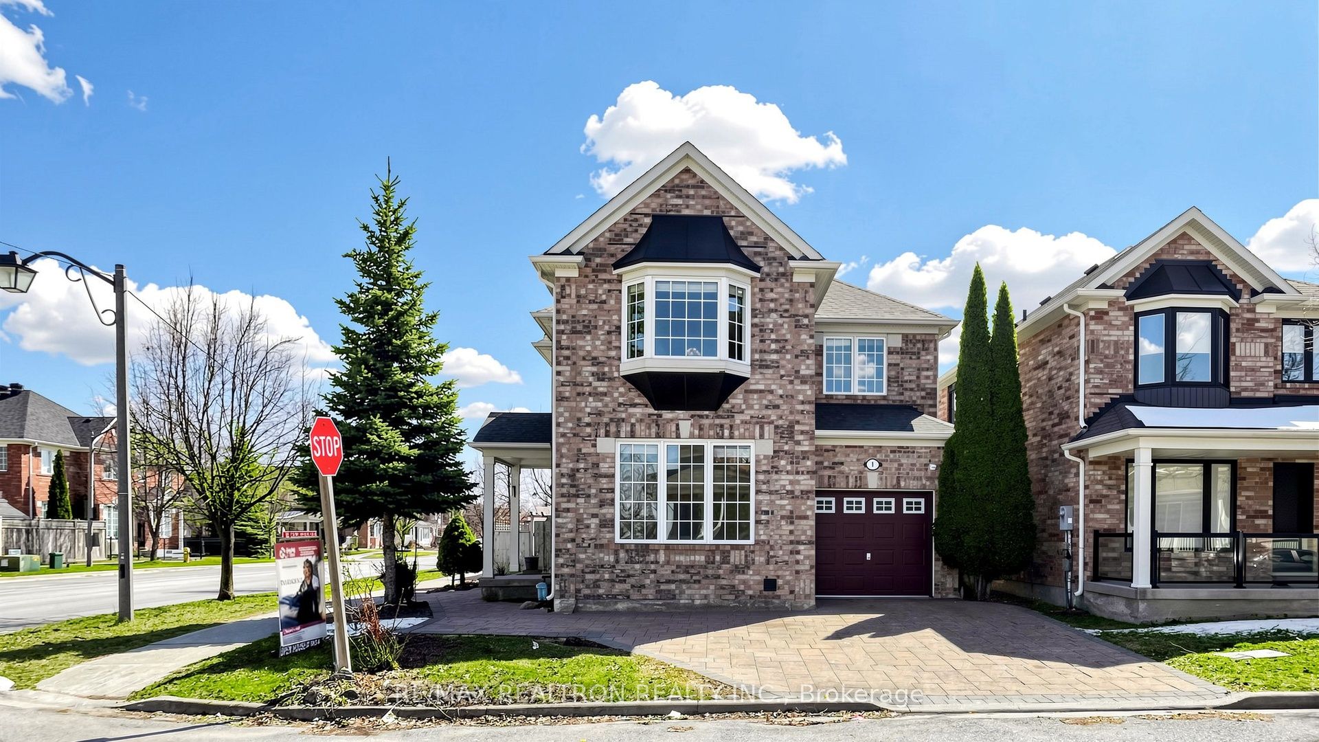 Photo 2 of 1 Barnstone Drive, Markham, Wismer — HOMEH