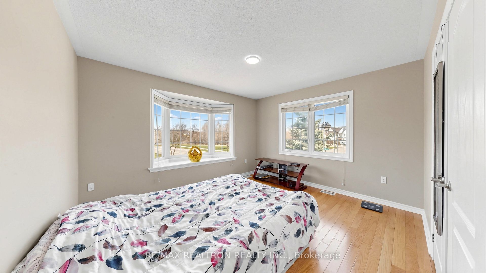Photo 29 of 1 Barnstone Drive, Markham, Wismer — HOMEH