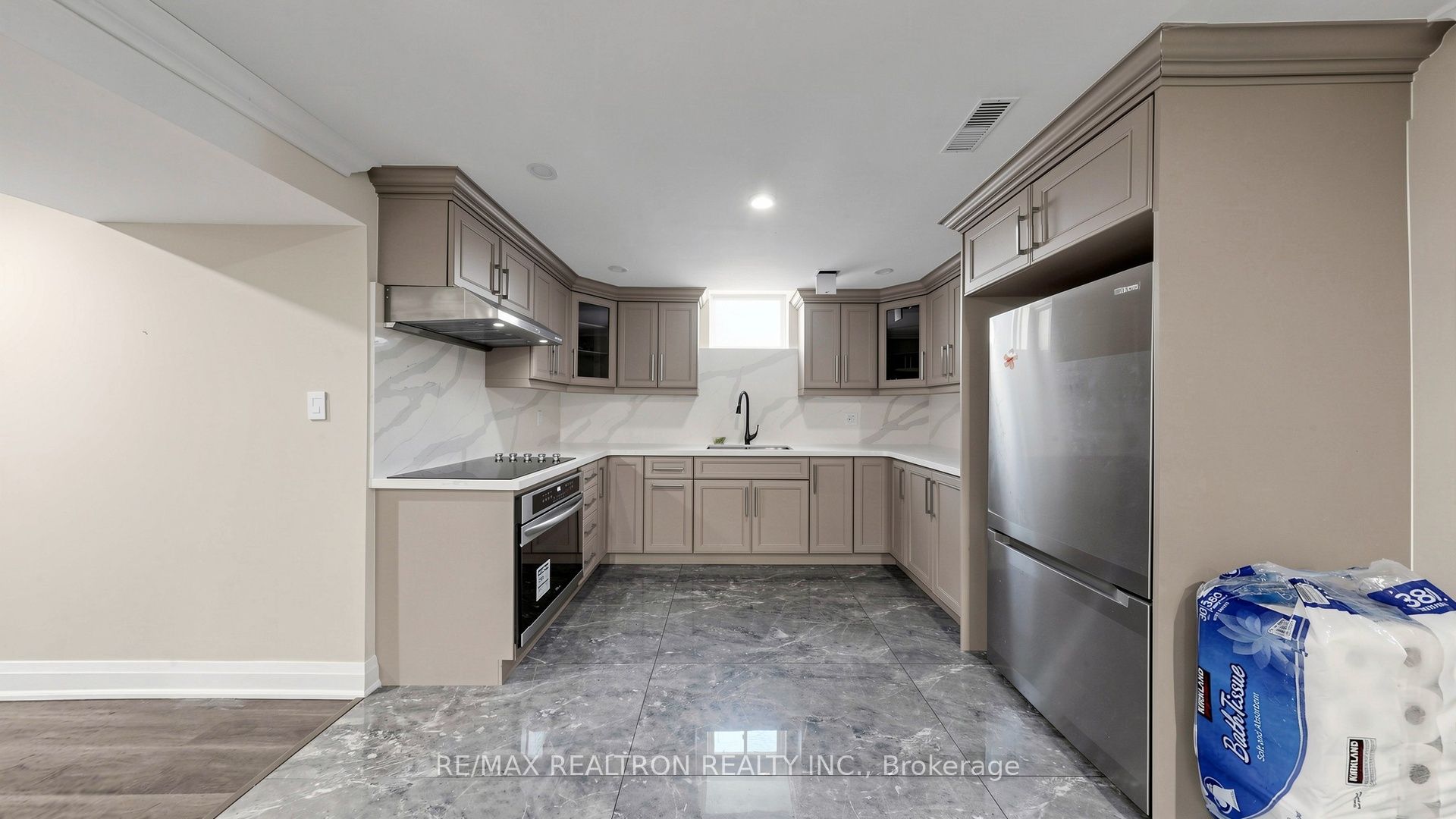 Photo 41 of 1 Barnstone Drive, Markham, Wismer — HOMEH