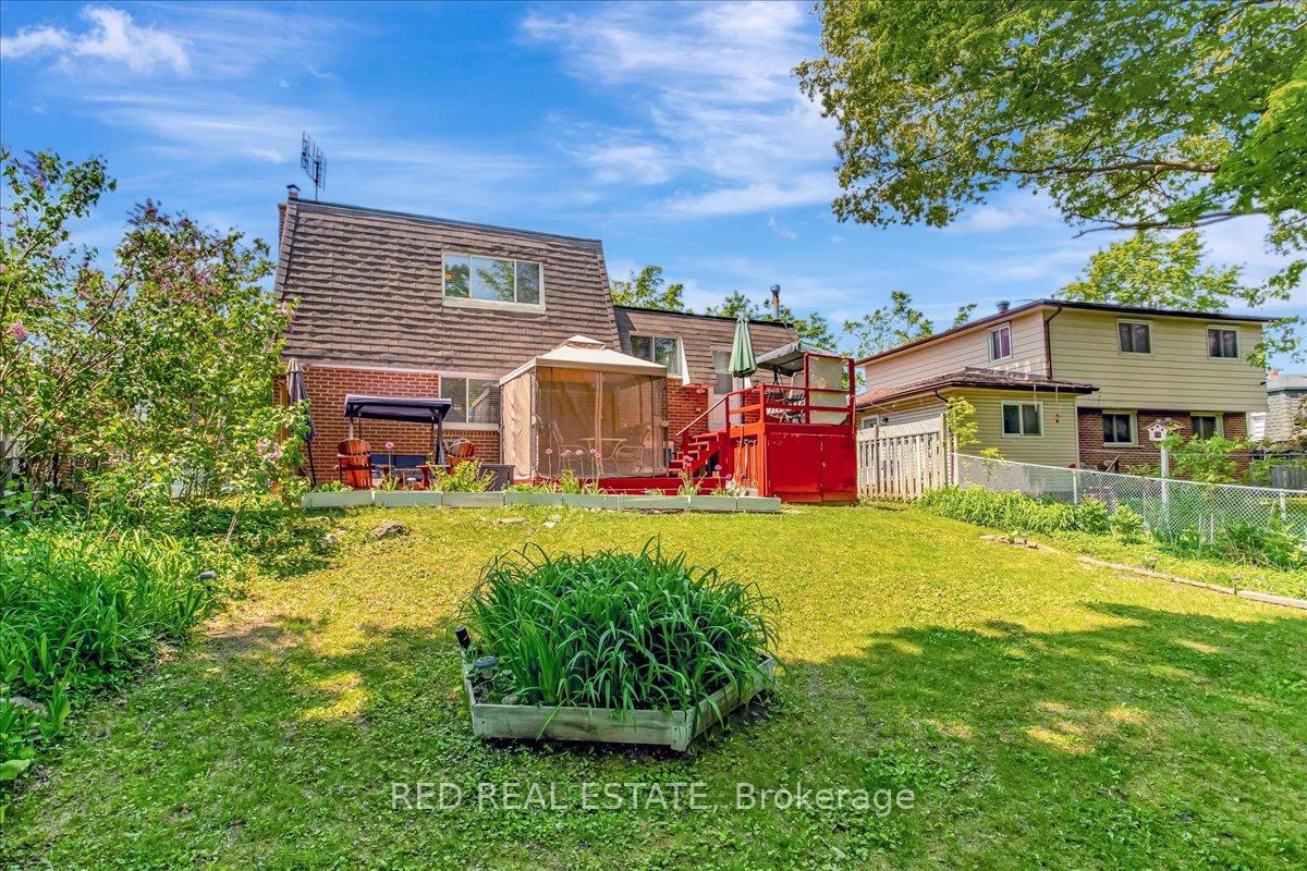 Photo 4 of 45 Springdale Drive, Barrie, Cundles East — HOMEH