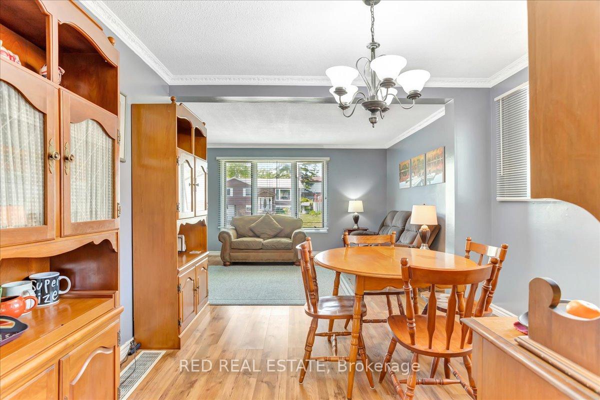 Photo 16 of 45 Springdale Drive, Barrie, Cundles East — HOMEH