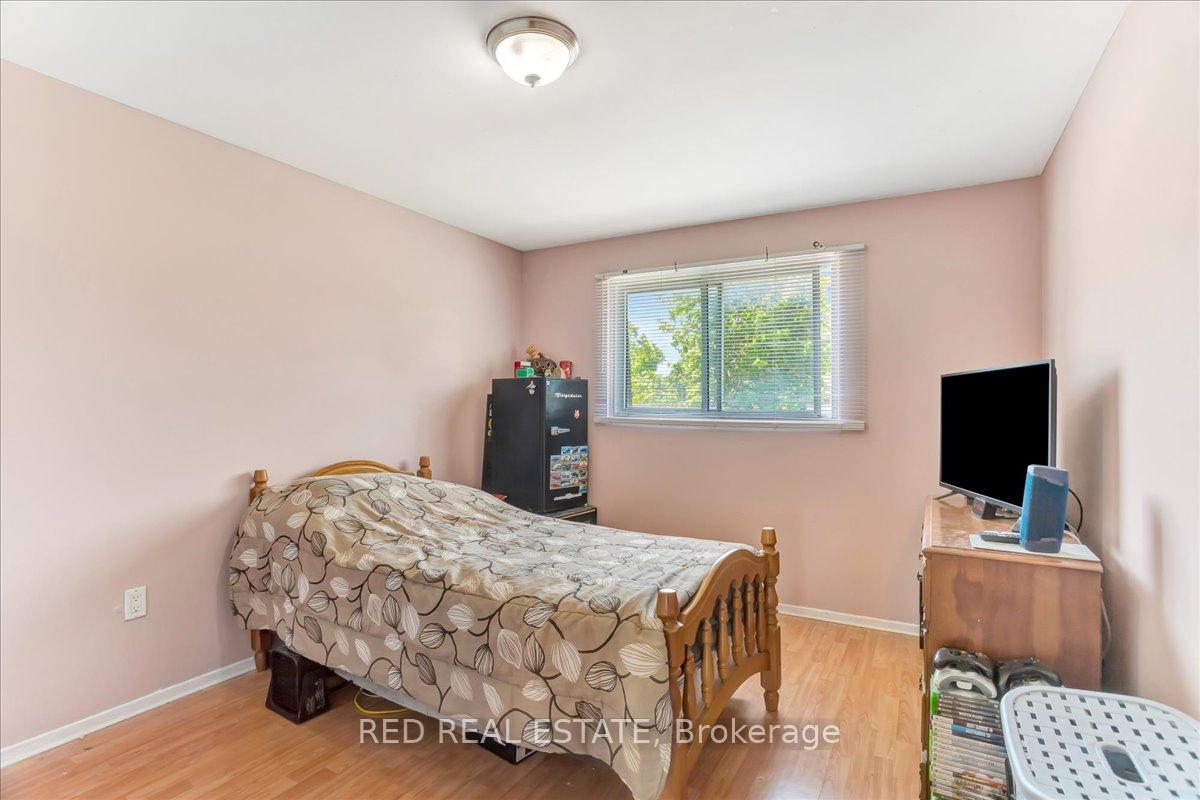 Photo 27 of 45 Springdale Drive, Barrie, Cundles East — HOMEH