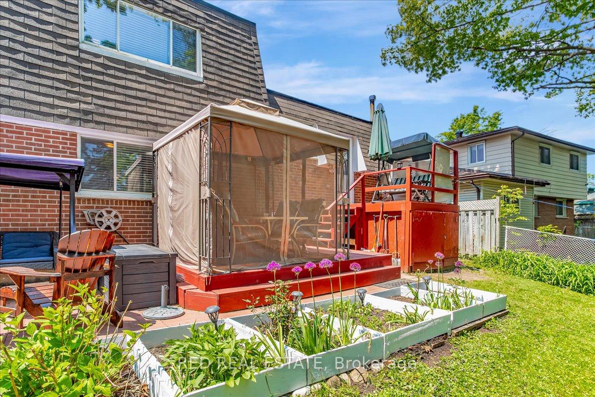 Photo 38 of 45 Springdale Drive, Barrie, Cundles East — HOMEH