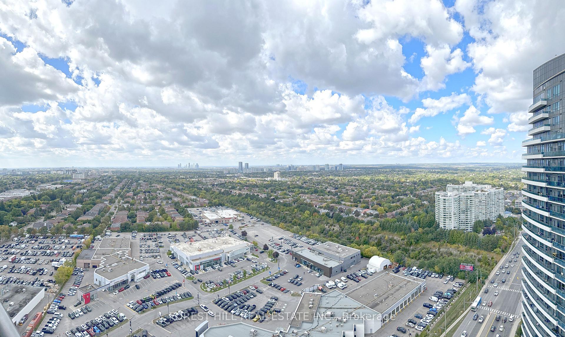 Photo 8 of Unit 2722, 7161 Yonge Street, Markham, Thornhill — HOMEH