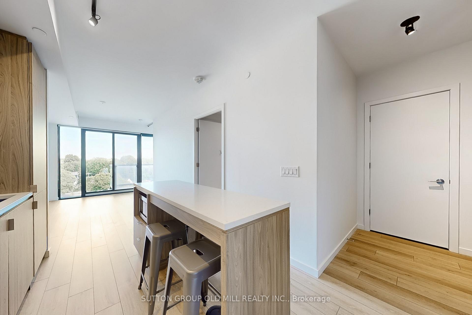 Photo 8 of Unit 605, 7 Smith Crescent, Etobicoke, Stonegate-Queensway — HOMEH