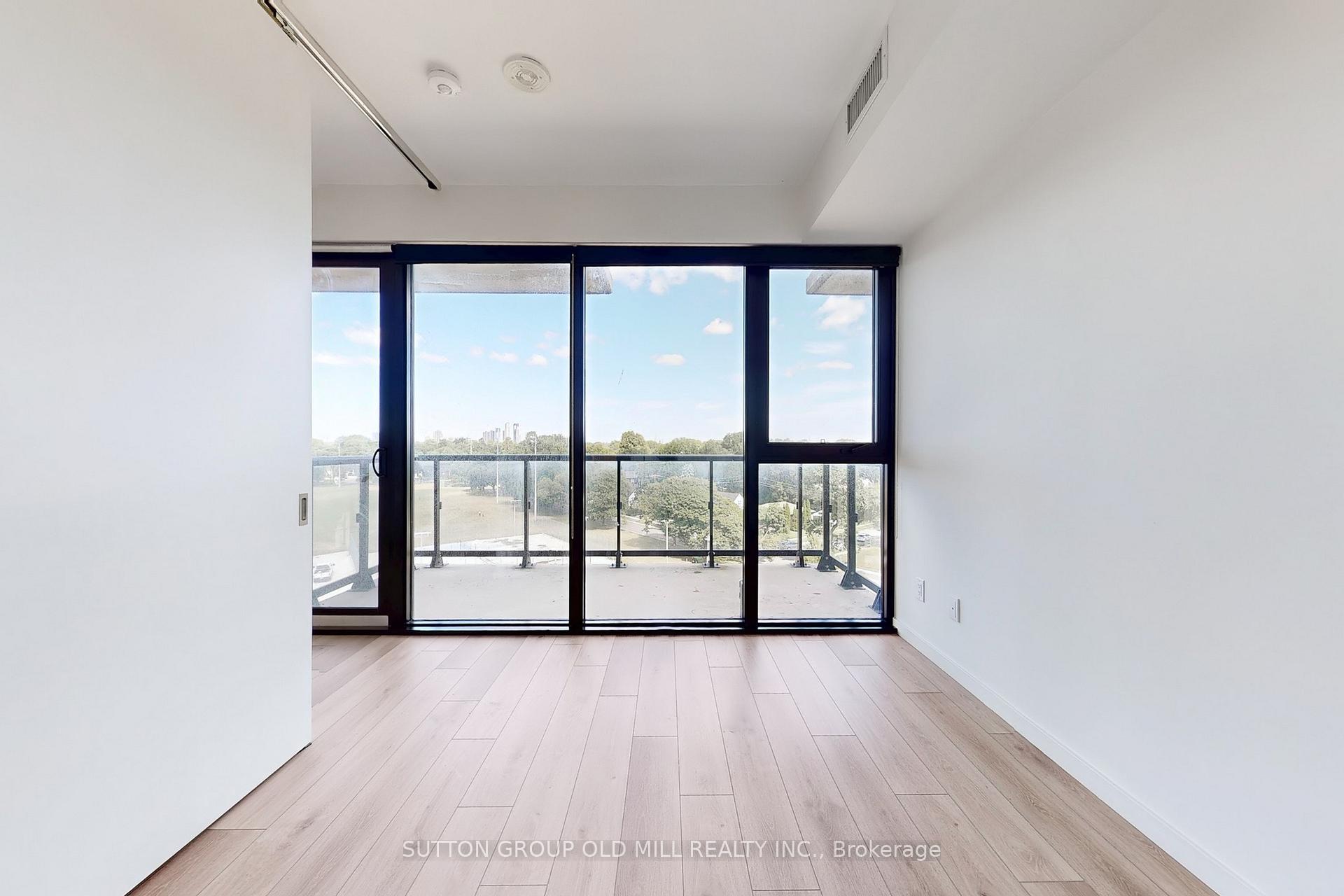Photo 14 of Unit 605, 7 Smith Crescent, Etobicoke, Stonegate-Queensway — HOMEH