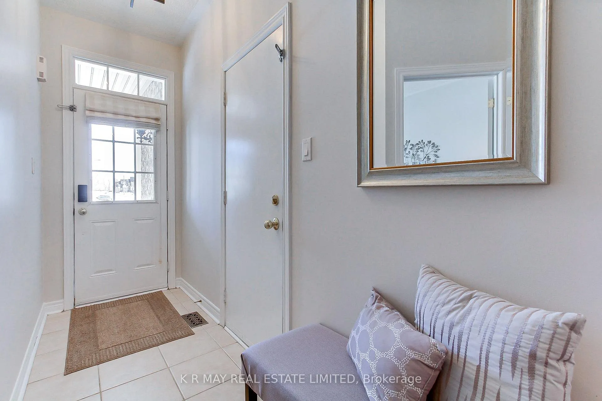 Photo 3 of 72 Sherrington Drive, Scugog, Port Perry — HOMEH