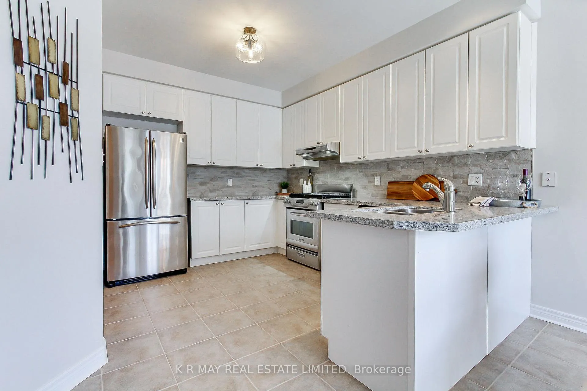 Photo 9 of 72 Sherrington Drive, Scugog, Port Perry — HOMEH