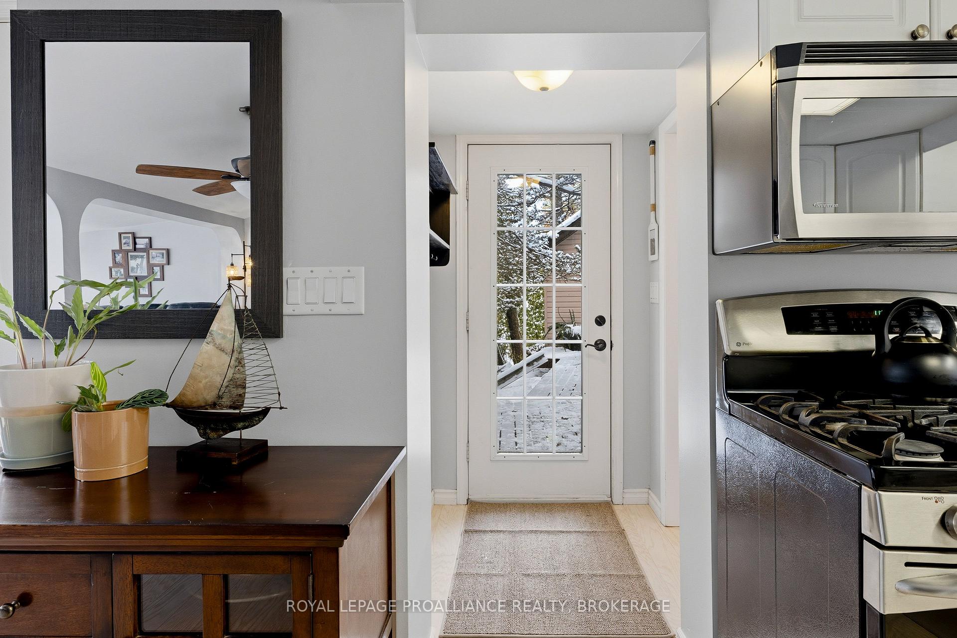 Photo 2 of 279 Frye Lane, Frontenac, Frontenac South — HOMEH