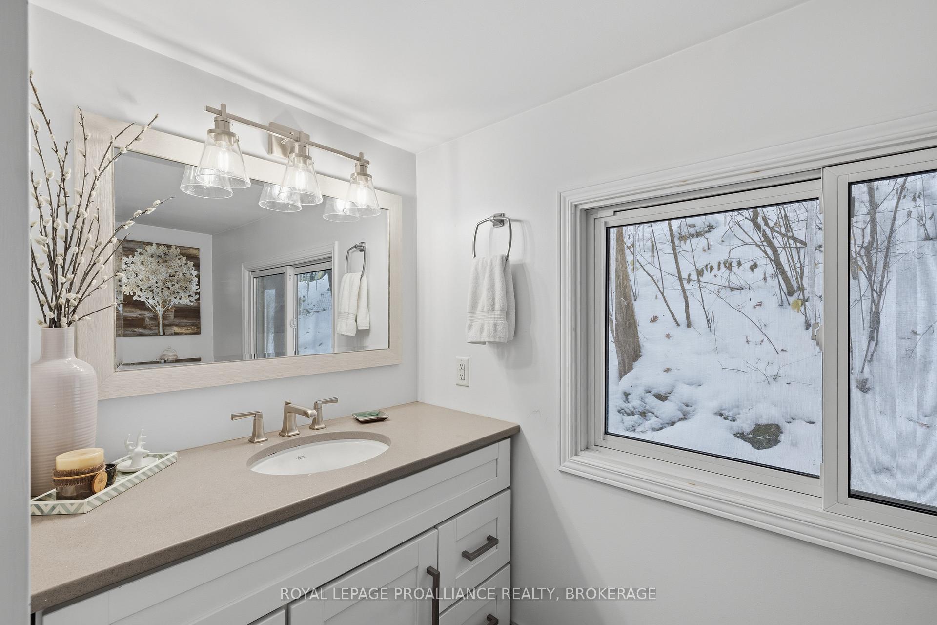 Photo 20 of 279 Frye Lane, Frontenac, Frontenac South — HOMEH
