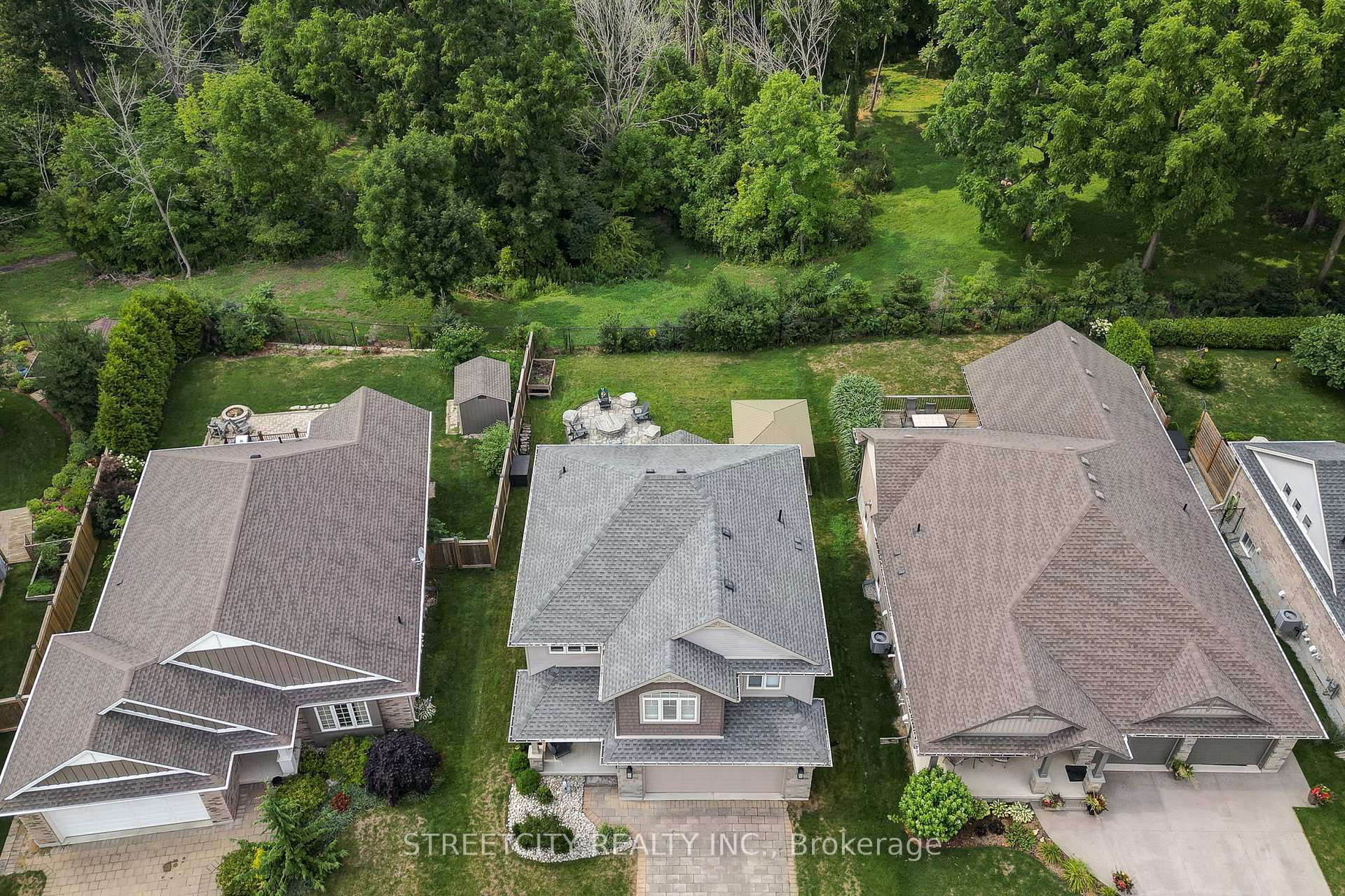 Photo 2 of 400 Beamish Street, Central Elgin, Rural Central Elgin — HOMEH