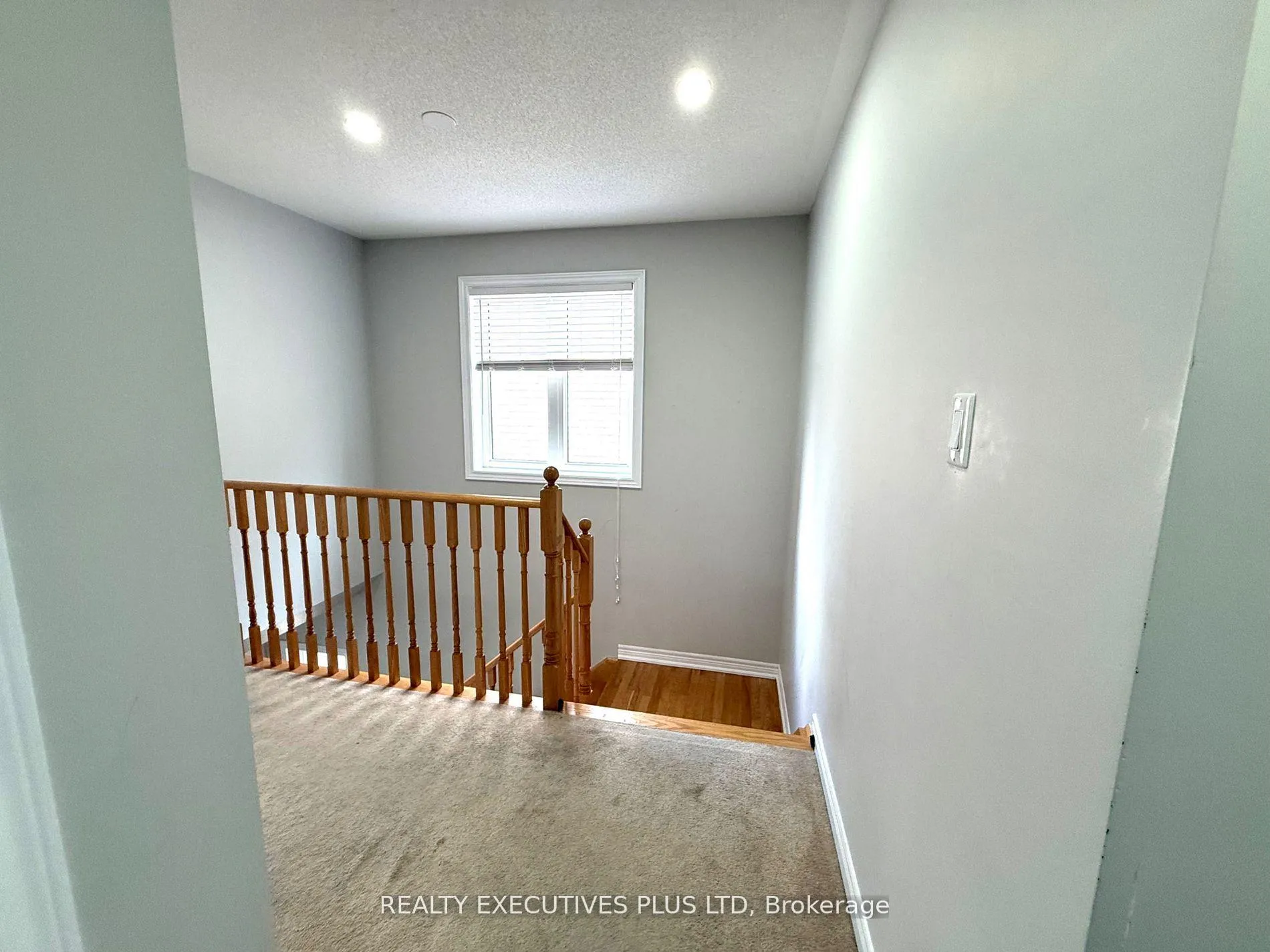 Photo 14 of Unit Upper, 88 Banbridge Crescent, Brampton, Credit Valley — HOMEH