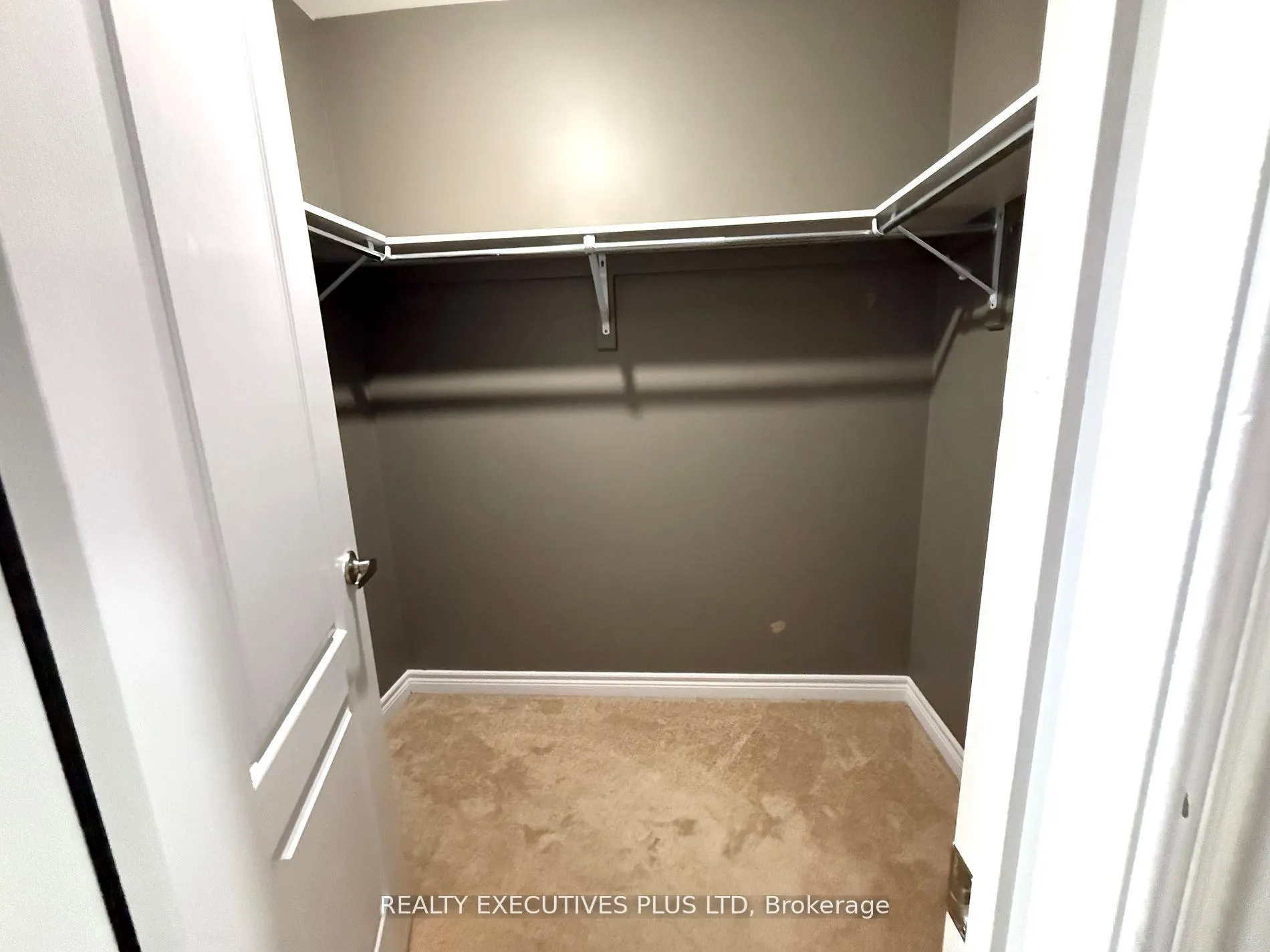 Photo 15 of Unit Upper, 88 Banbridge Crescent, Brampton, Credit Valley — HOMEH