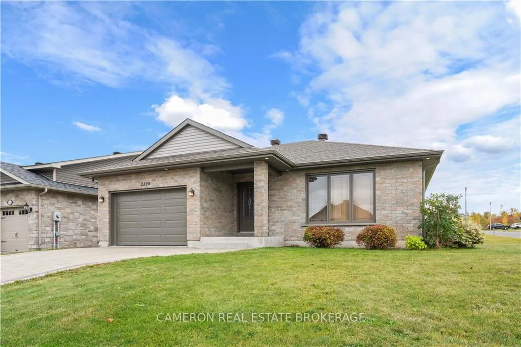 Photo 2 of 2124 Tremblay Avenue, Cornwall — HOMEH