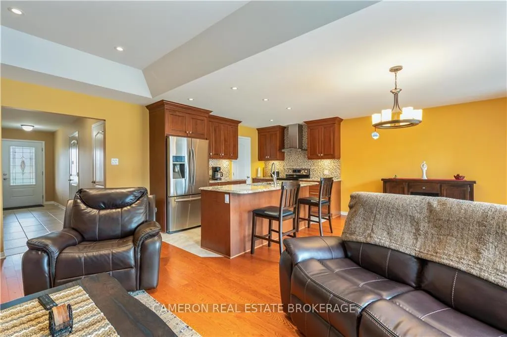 Photo 7 of 2124 Tremblay Avenue, Cornwall — HOMEH