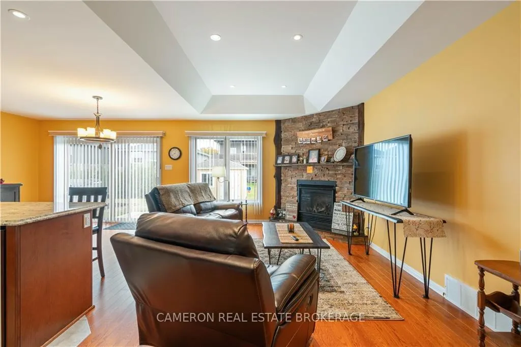 Photo 9 of 2124 Tremblay Avenue, Cornwall — HOMEH