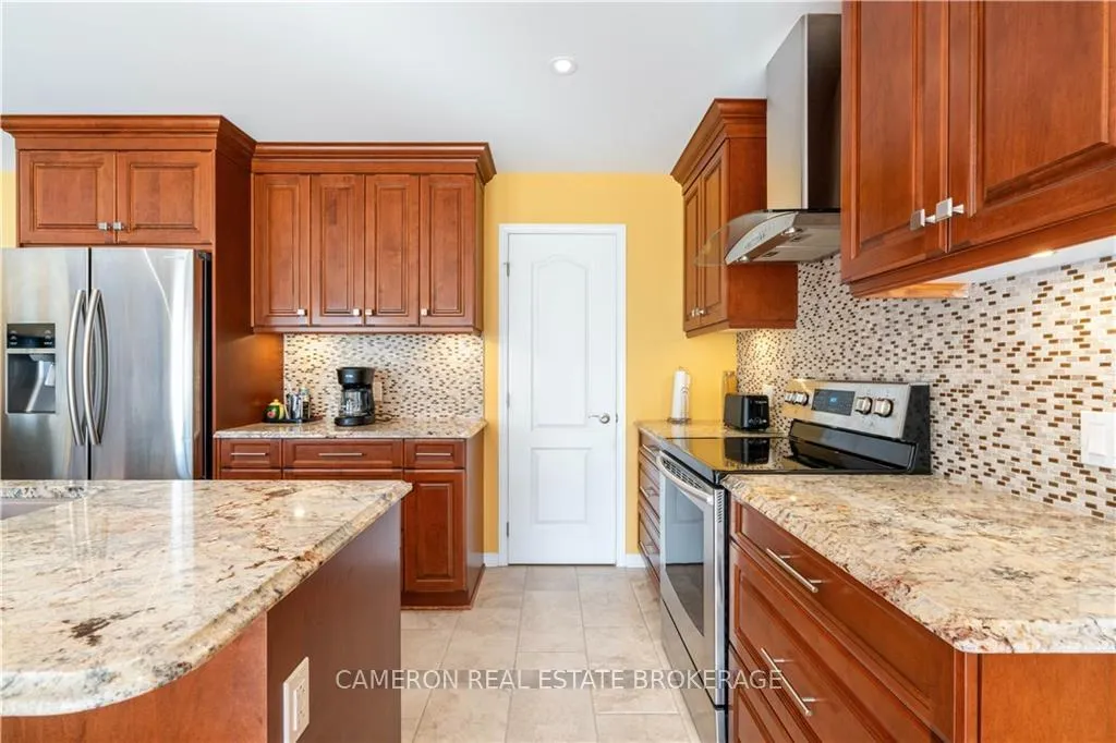 Photo 16 of 2124 Tremblay Avenue, Cornwall — HOMEH