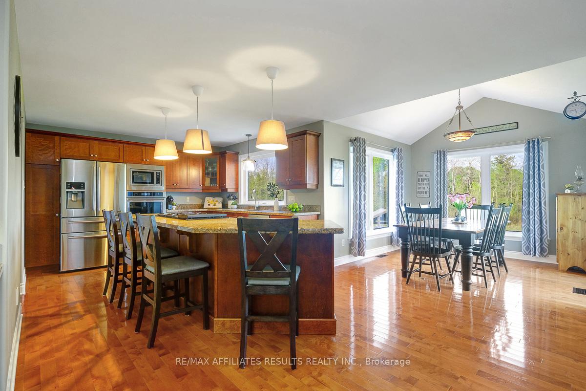 Photo 14 of 117 Scottwood Grove, Ottawa, Dunrobin Shores — HOMEH