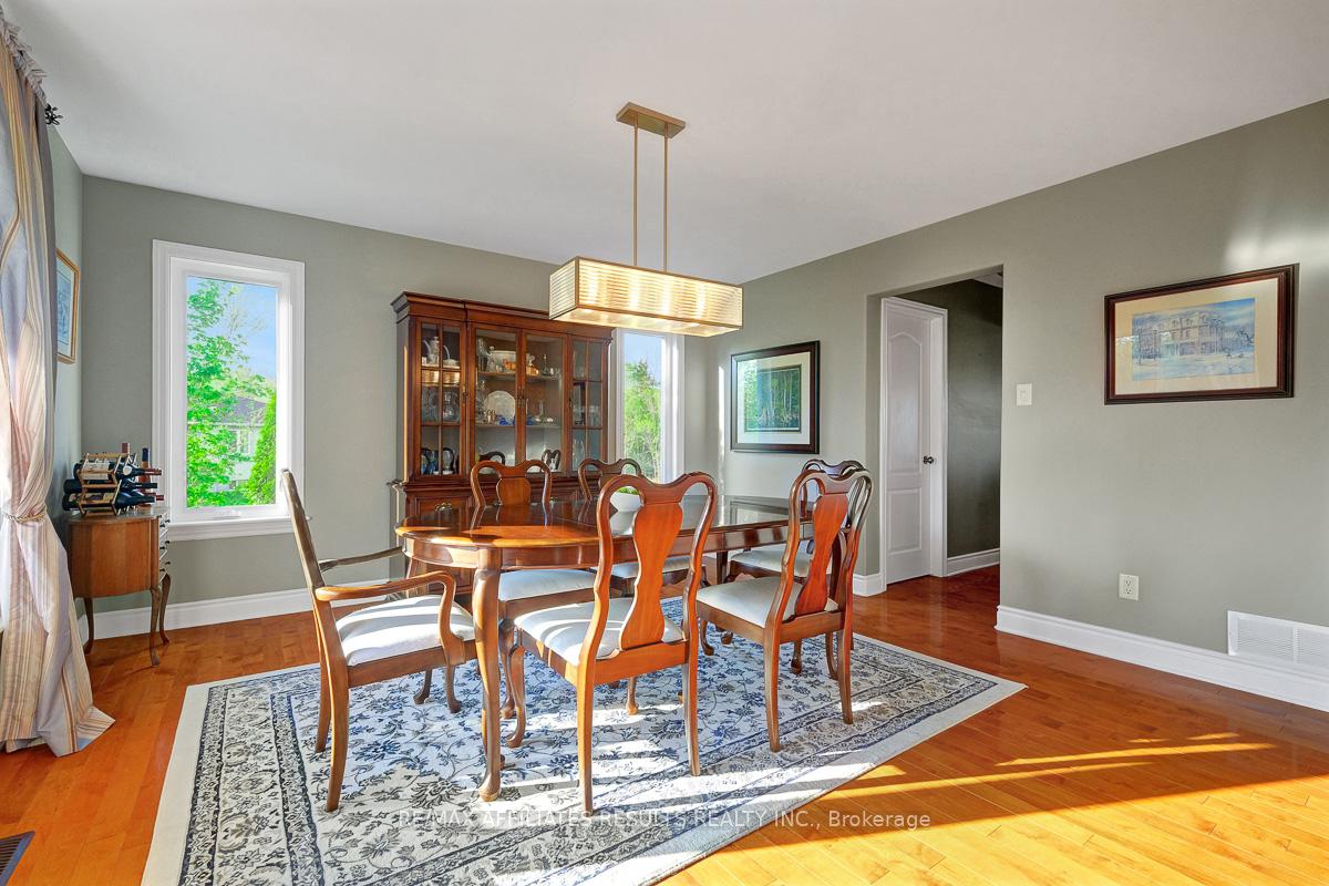 Photo 21 of 117 Scottwood Grove, Ottawa, Dunrobin Shores — HOMEH
