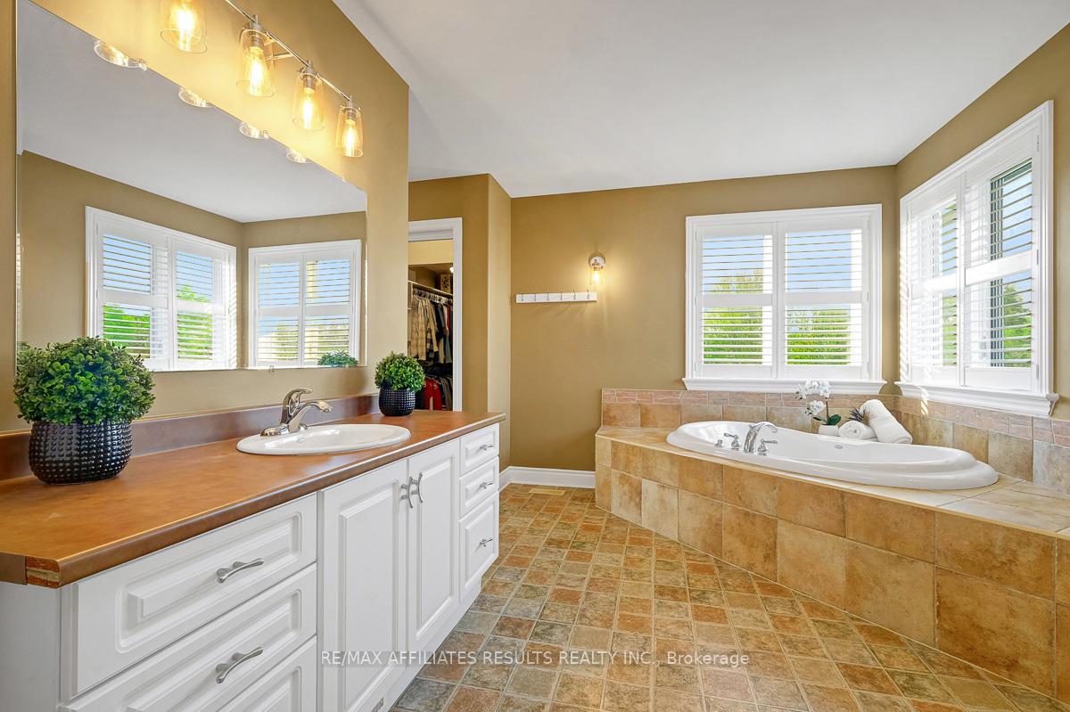 Photo 29 of 117 Scottwood Grove, Ottawa, Dunrobin Shores — HOMEH