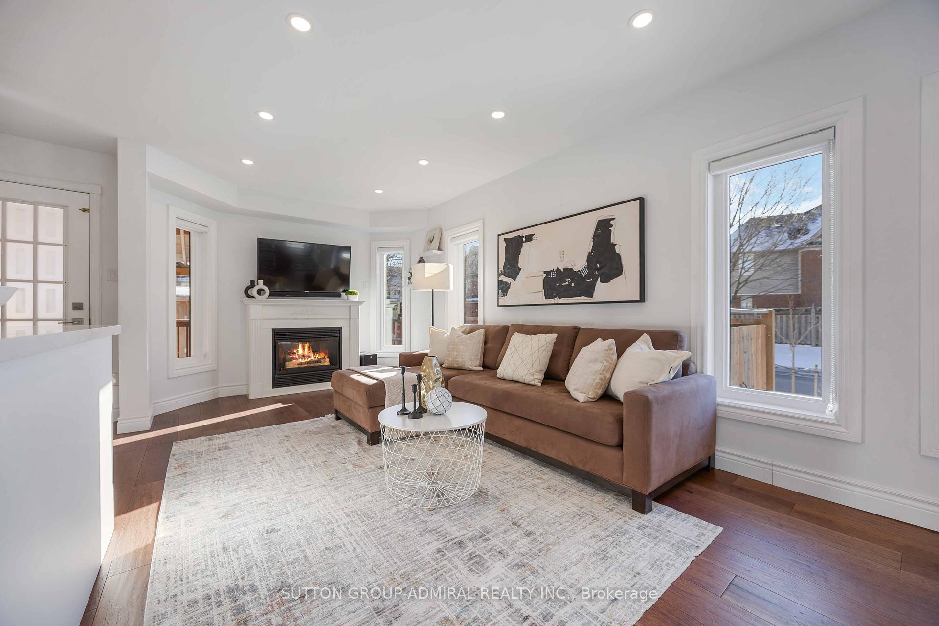 Photo 9 of 2 Mugford Road, Aurora, Bayview Wellington — HOMEH