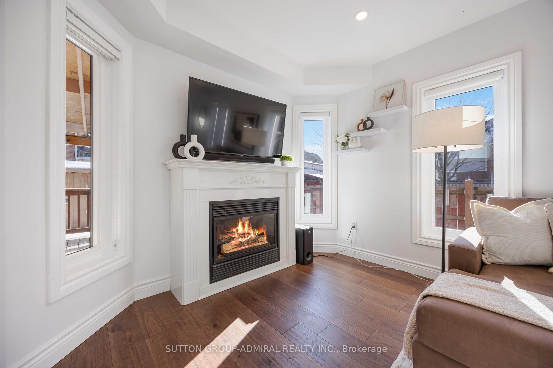 Photo 13 of 2 Mugford Road, Aurora, Bayview Wellington — HOMEH