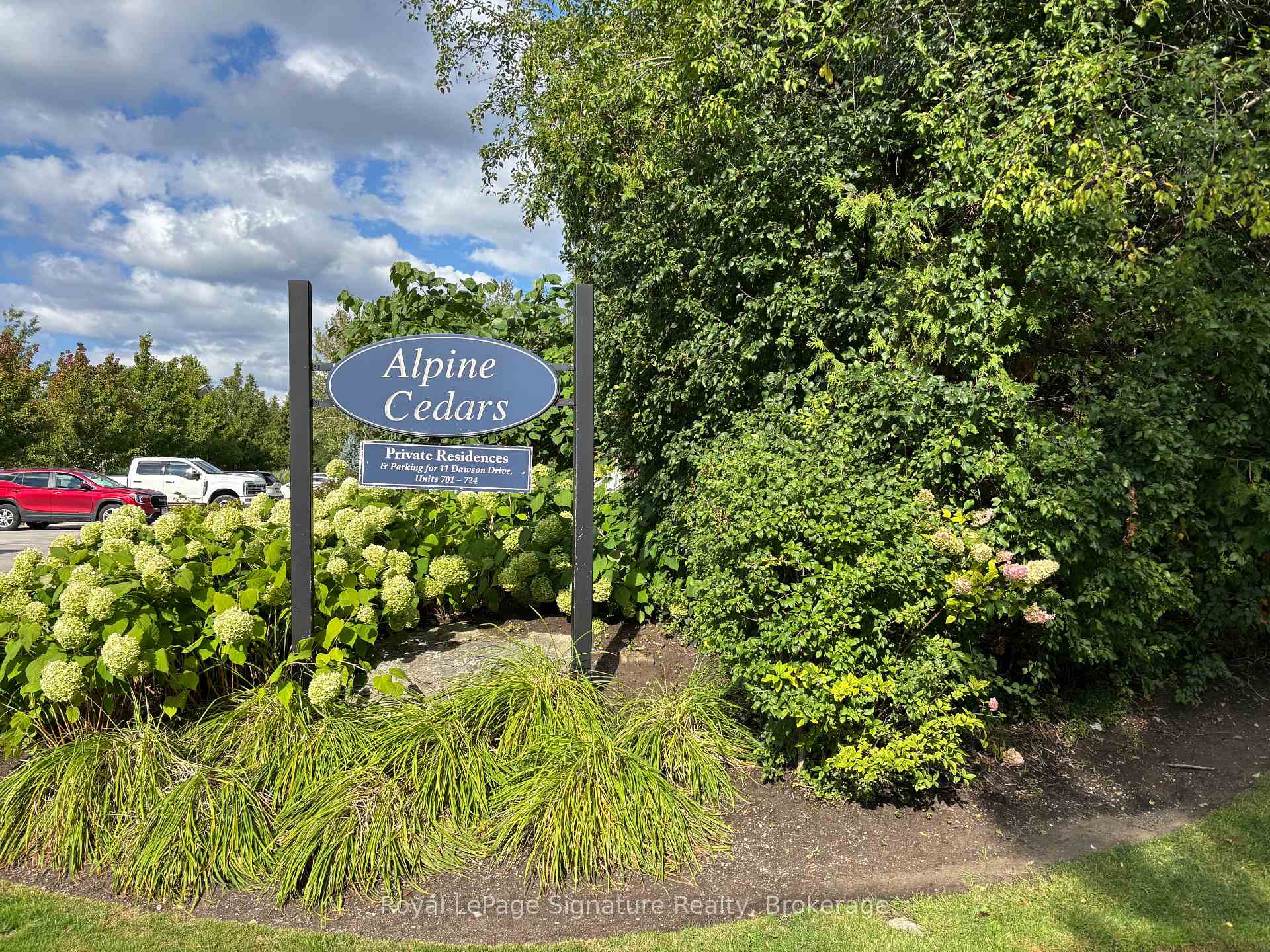 Front of Unit 717, 11 Dawson Drive