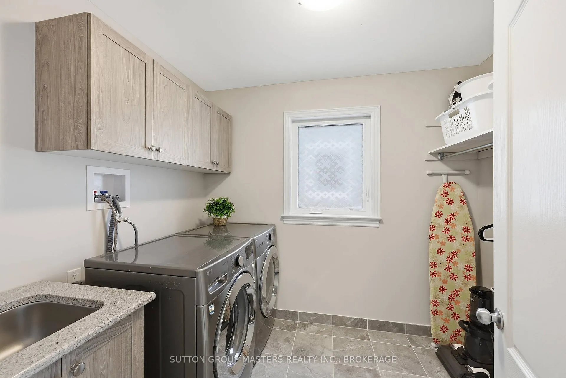 Photo 35 of 1187 Waterside Way, Kingston, Kingston East (Incl Barret Crt) — HOMEH