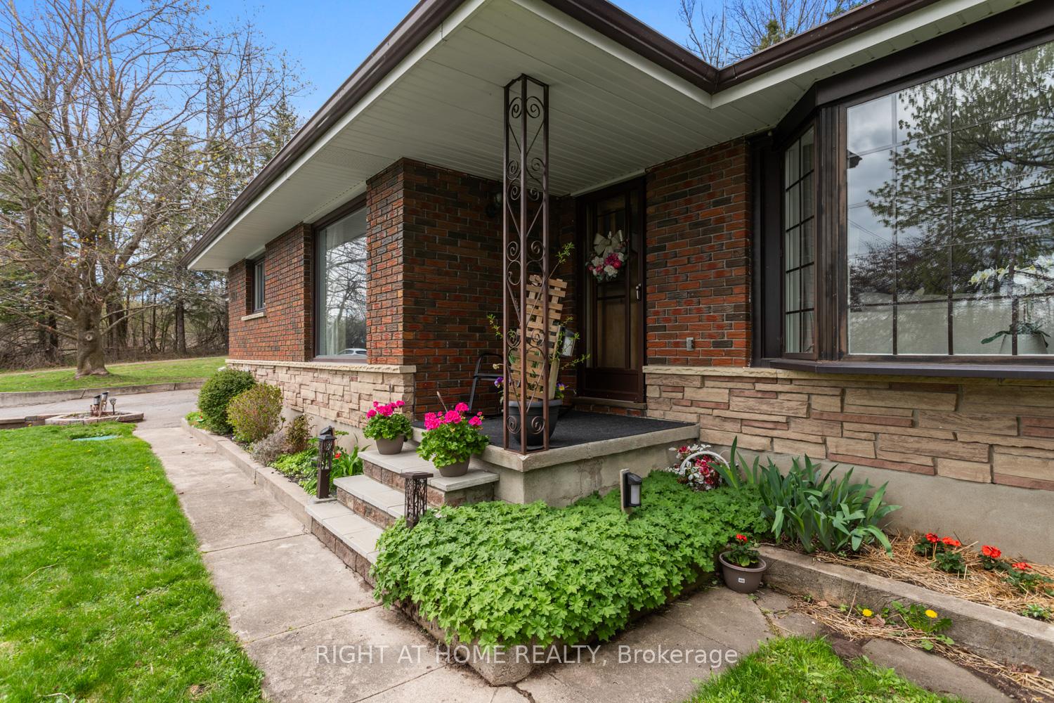 Photo 3 of 1480 Sharpe Line, Cavan Monaghan, Cavan Twp — HOMEH