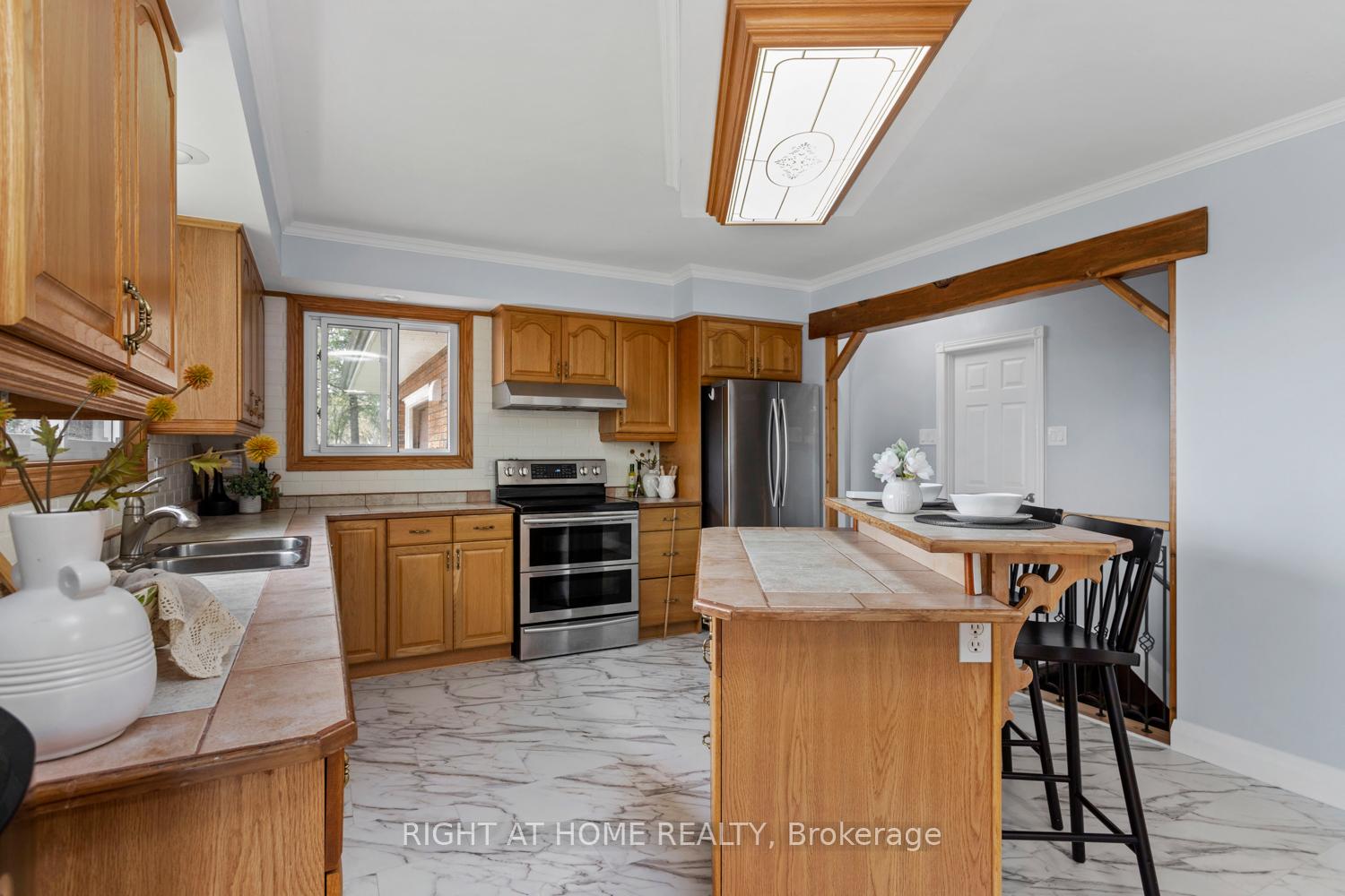 Photo 12 of 1480 Sharpe Line, Cavan Monaghan, Cavan Twp — HOMEH