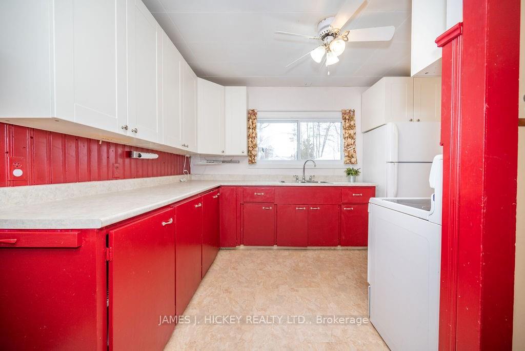 Photo 5 of 36 Thomson Crescent, Deep River — HOMEH