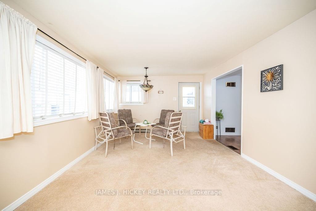 Photo 7 of 36 Thomson Crescent, Deep River — HOMEH