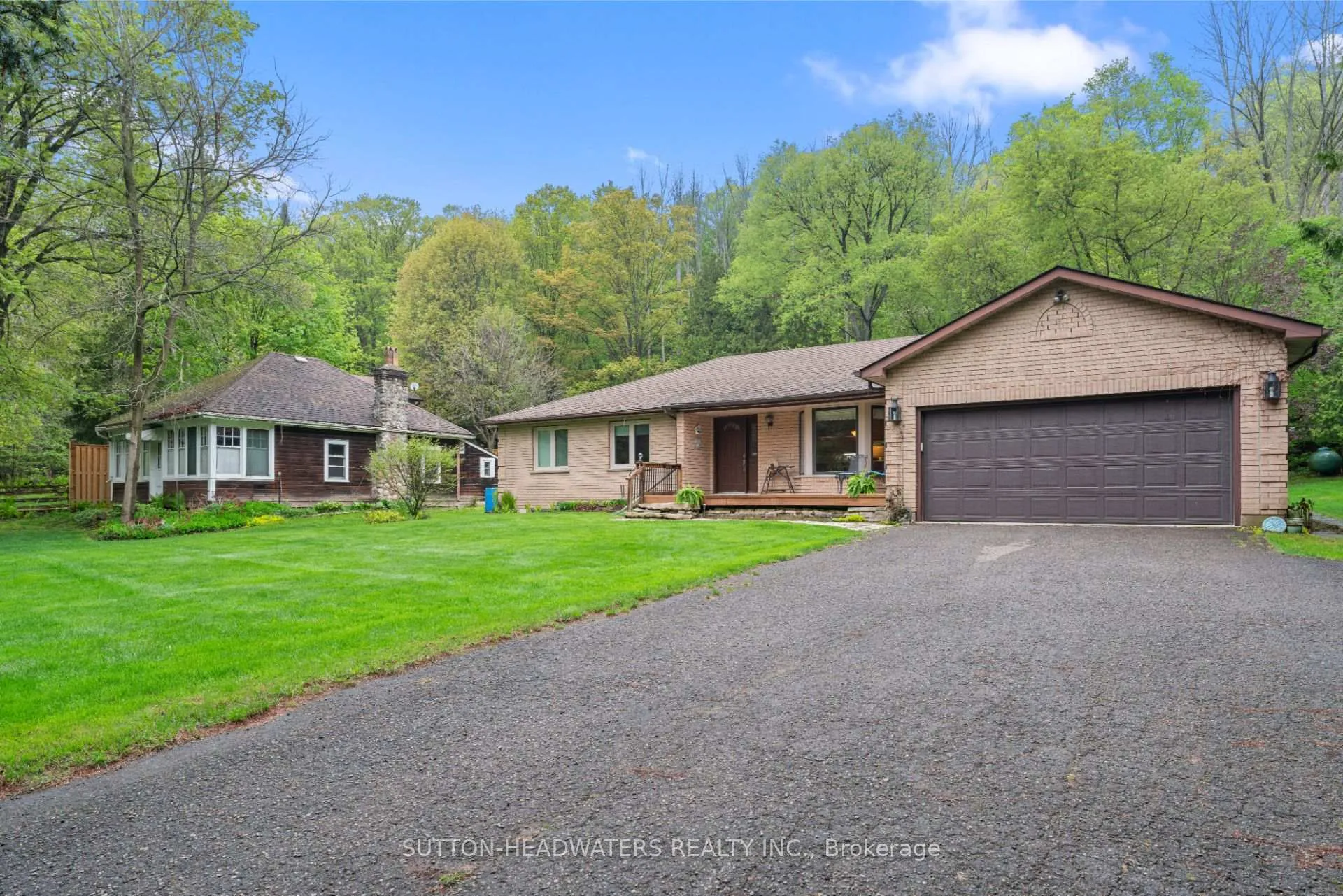 Photo 1 of 265 Dominion Street E, Caledon, Rural Caledon — HOMEH