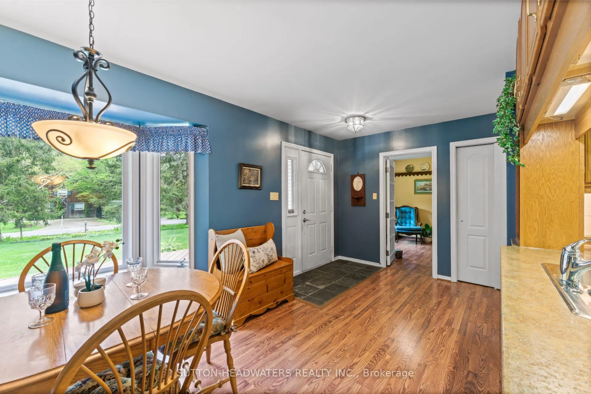 Photo 10 of 265 Dominion Street E, Caledon, Rural Caledon — HOMEH