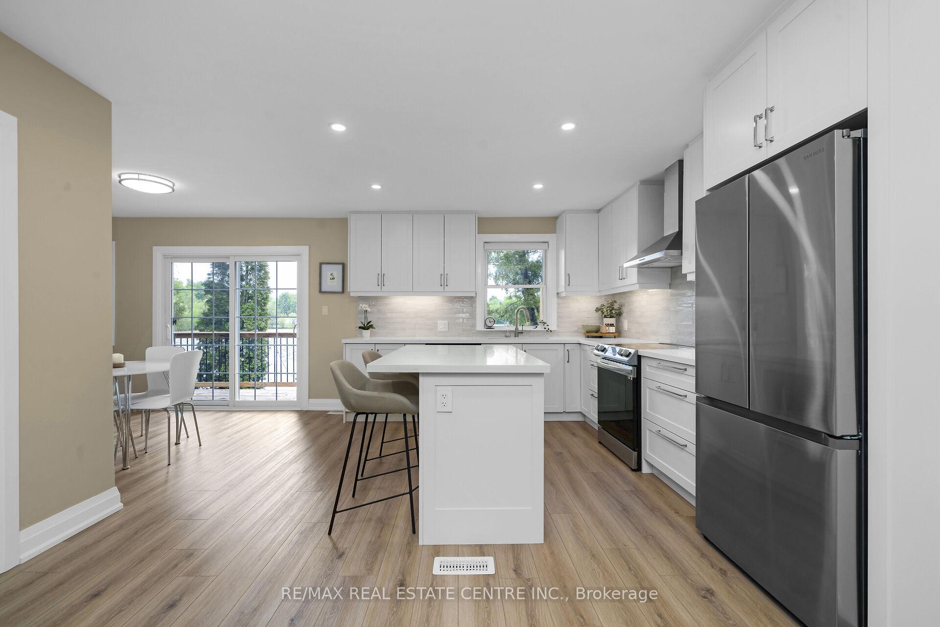 Photo 9 of 17 Sunnyside Drive N, Erin, Hillsburgh — HOMEH